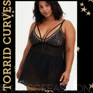 TORRID Black Fleur Strappy Babydoll Chemise! NWT!